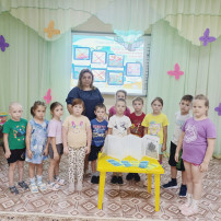 Презентация по безопасности на водоемах Презентация по безопасности на водоемах.